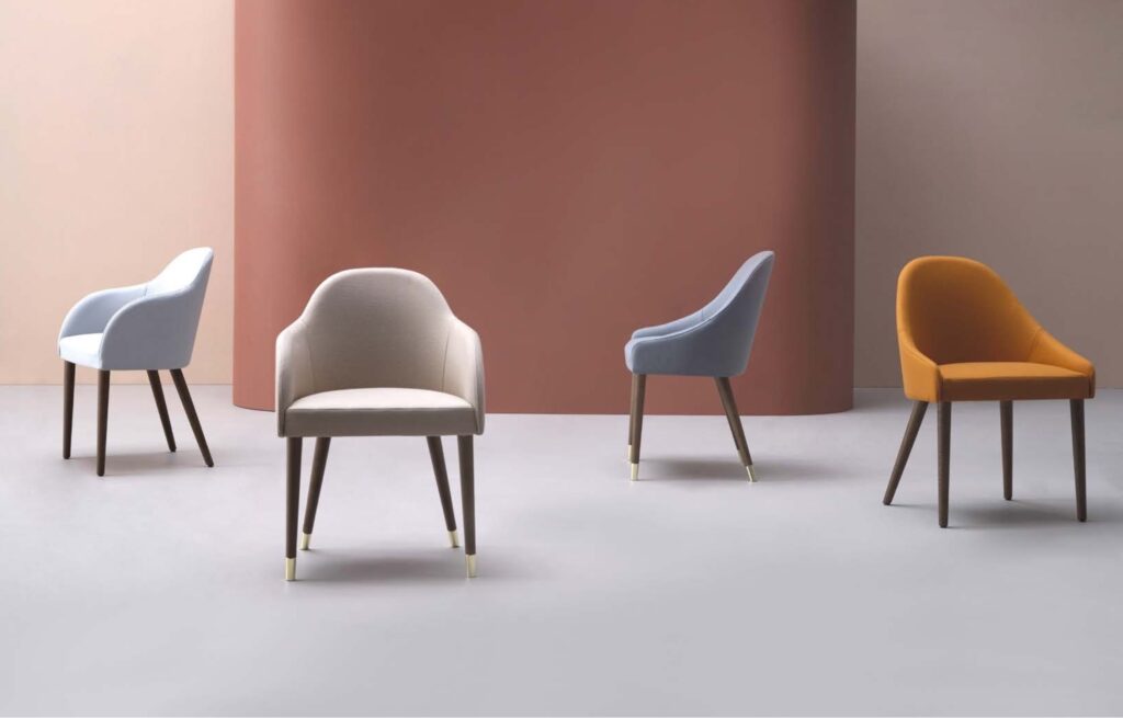 Mobilier professionnel sur mesure : allier ergonomie, design et durabilité