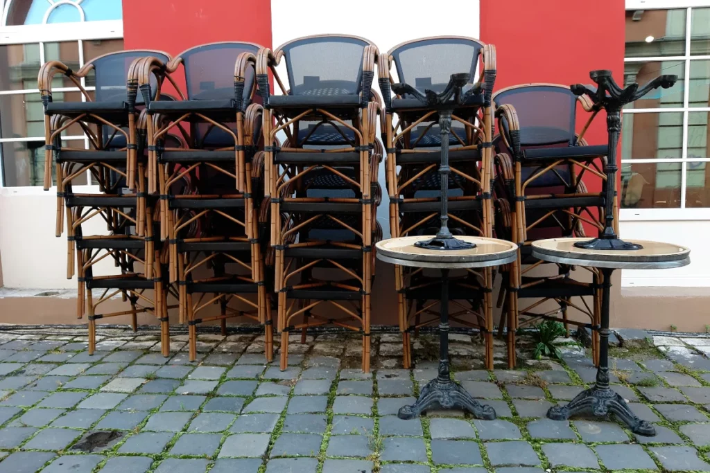 Mobilier de tarrasse emplié